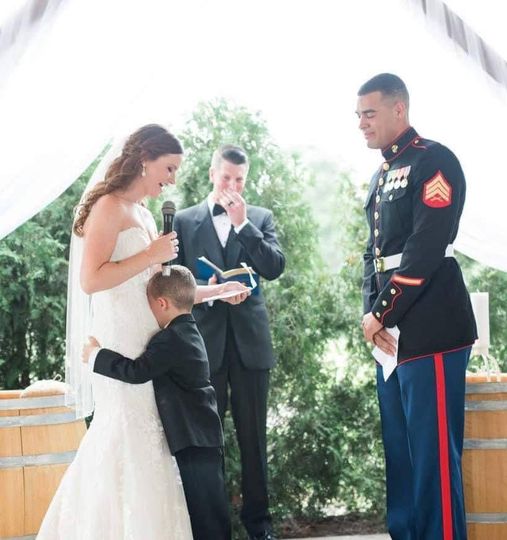 Stepmom delivers special wedding vows to four-year-old – his reaction breaks our hearts